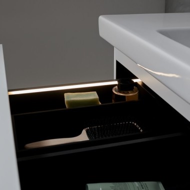 Geberit iCon washbasin cabinet with integrated light strip