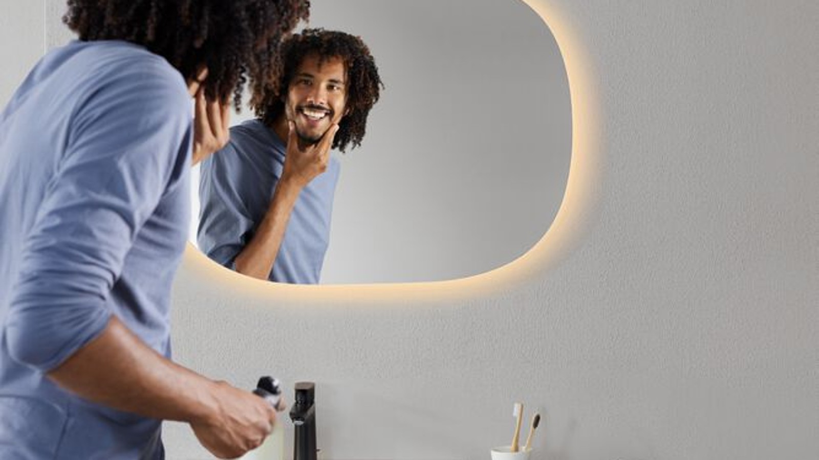 Option Oval mirror Option Oval mirror