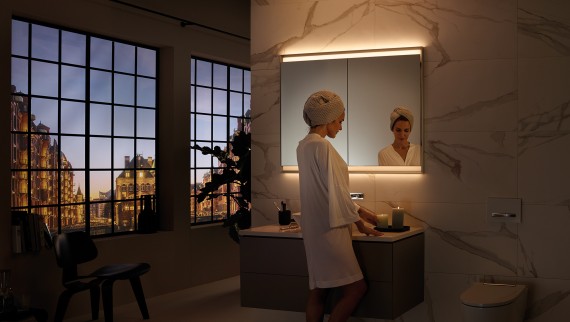 Geberit ONE mirror cabinet with ComfortLight