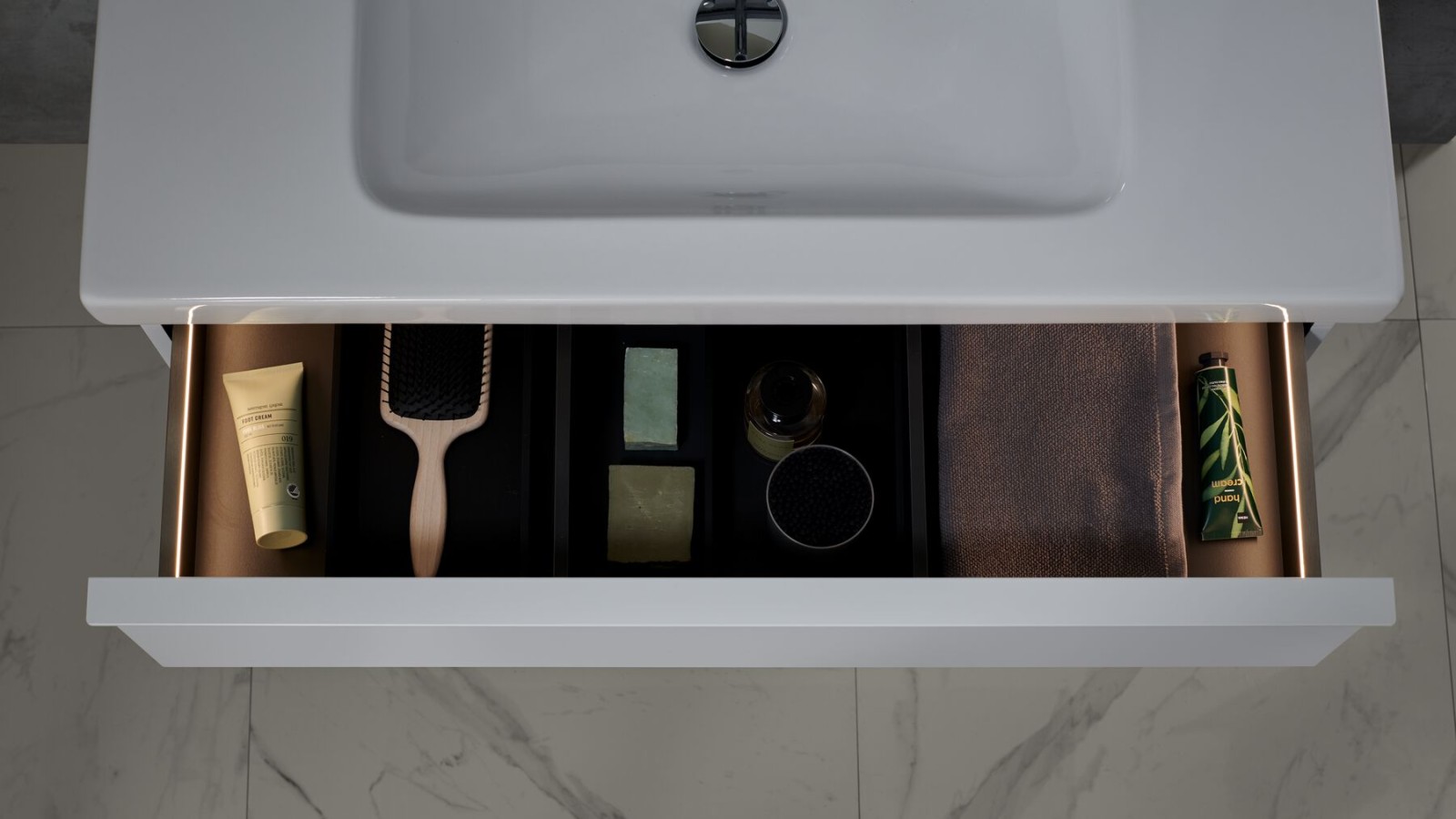 Geberit iCon open drawer with light strips Geberit iCon open drawer with light strips