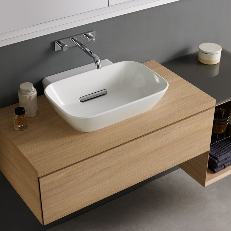 Geberit ONE washbasin in oak