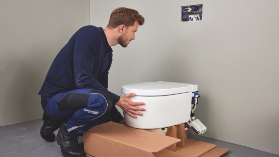Plumber with Geberit AquaClean Sela Plumber with Geberit AquaClean Sela
