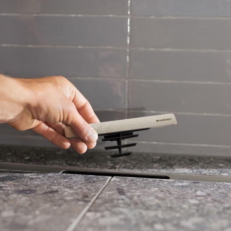 Geberit CleanLine30 shower channel with integrated Geberit comb insert Geberit CleanLine30 shower channel with integrated Geberit comb insert