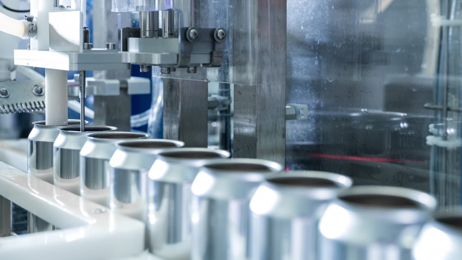 In addition to drinking water, Geberit pipes are also used for gases and liquids in the food industry