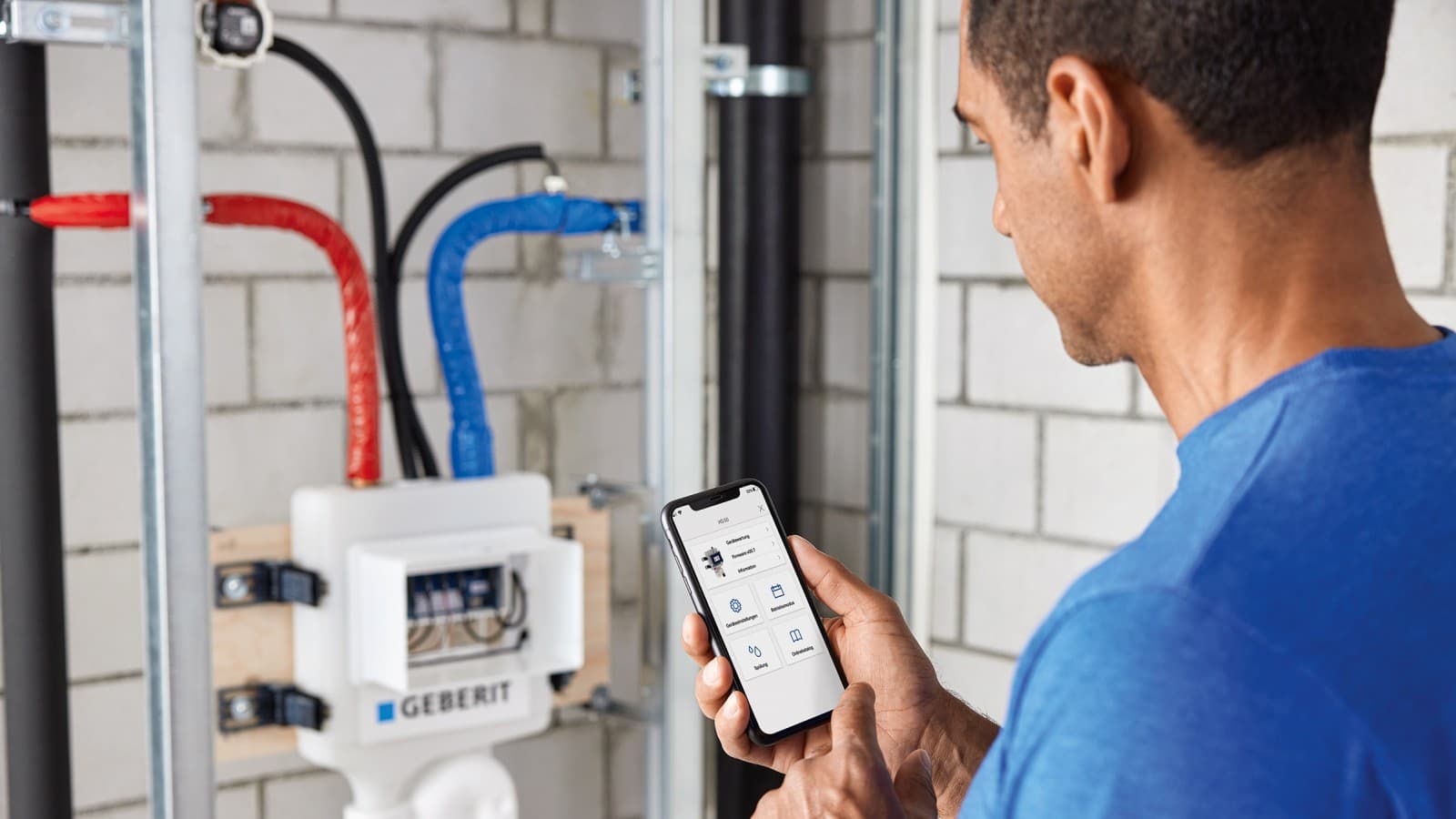 Remote maintenance via Geberit Connect Remote maintenance via Geberit Connect